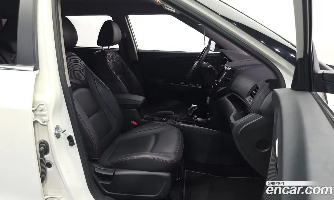 SsangYong TIBOLI 2018 1.6 автомат (гидро), фото 16