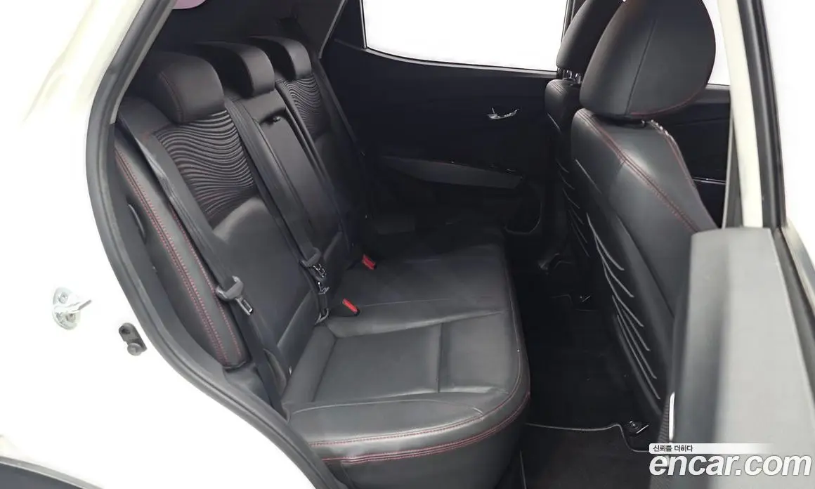 SsangYong TIBOLI 2018 1.6 автомат (гидро), фото 17