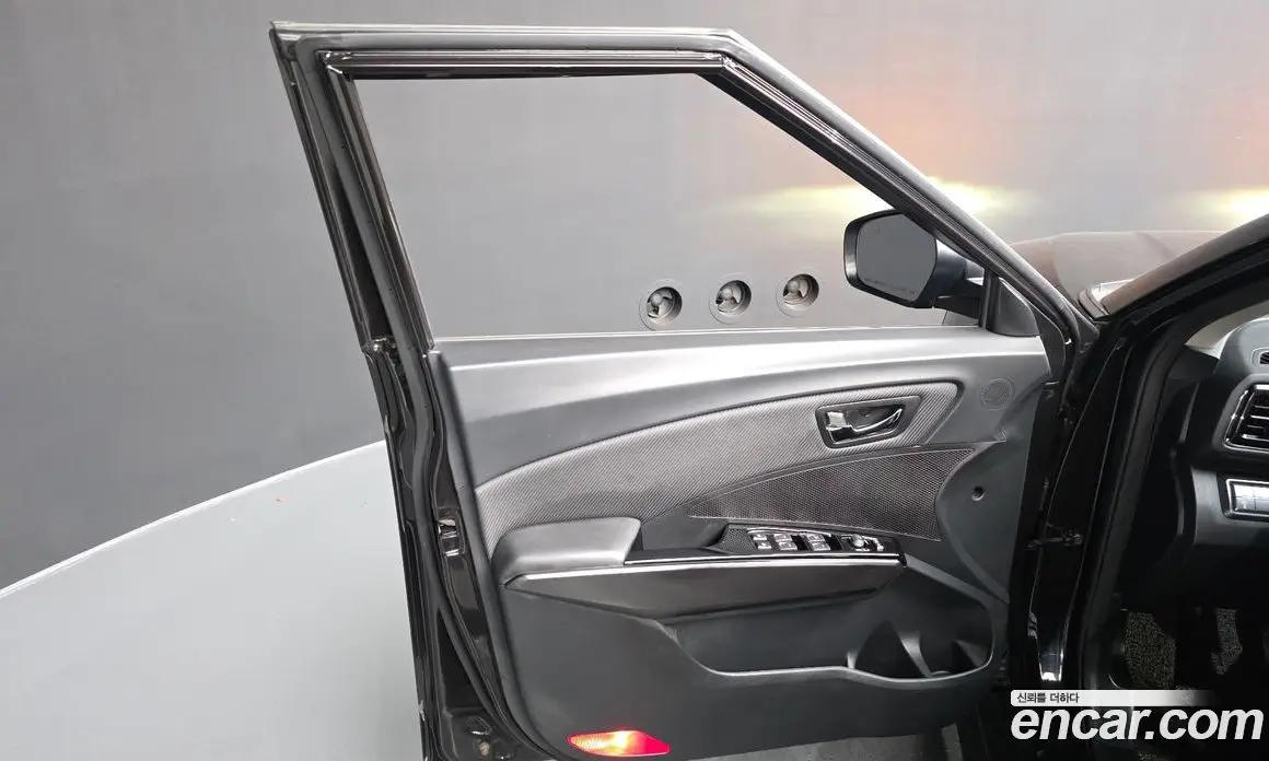 SsangYong TIBOLI 2020 1.5 автомат (гидро), фото 13