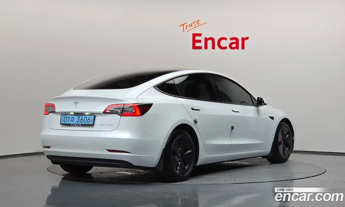 Tesla Model 3 2021 0.2 автомат (гидро), фото 2 Tesla Model 3 2021 0.2 автомат (гидро), фото 2
