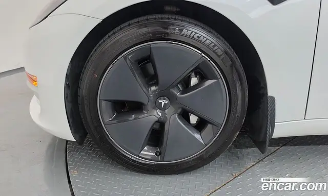 Tesla Model 3 2021 0.2 автомат (гидро), миниатюра 5 Tesla Model 3 2021 0.2 автомат (гидро), миниатюра 5