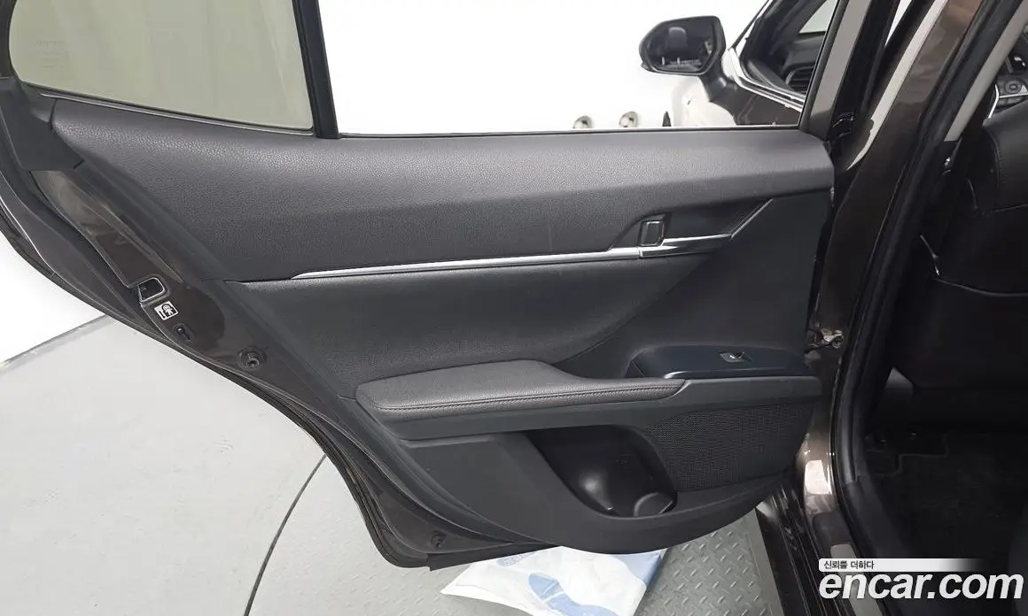 Toyota Camry 2018 2.5 автомат (гидро), фото 15 Toyota Camry 2018 2.5 автомат (гидро), фото 15