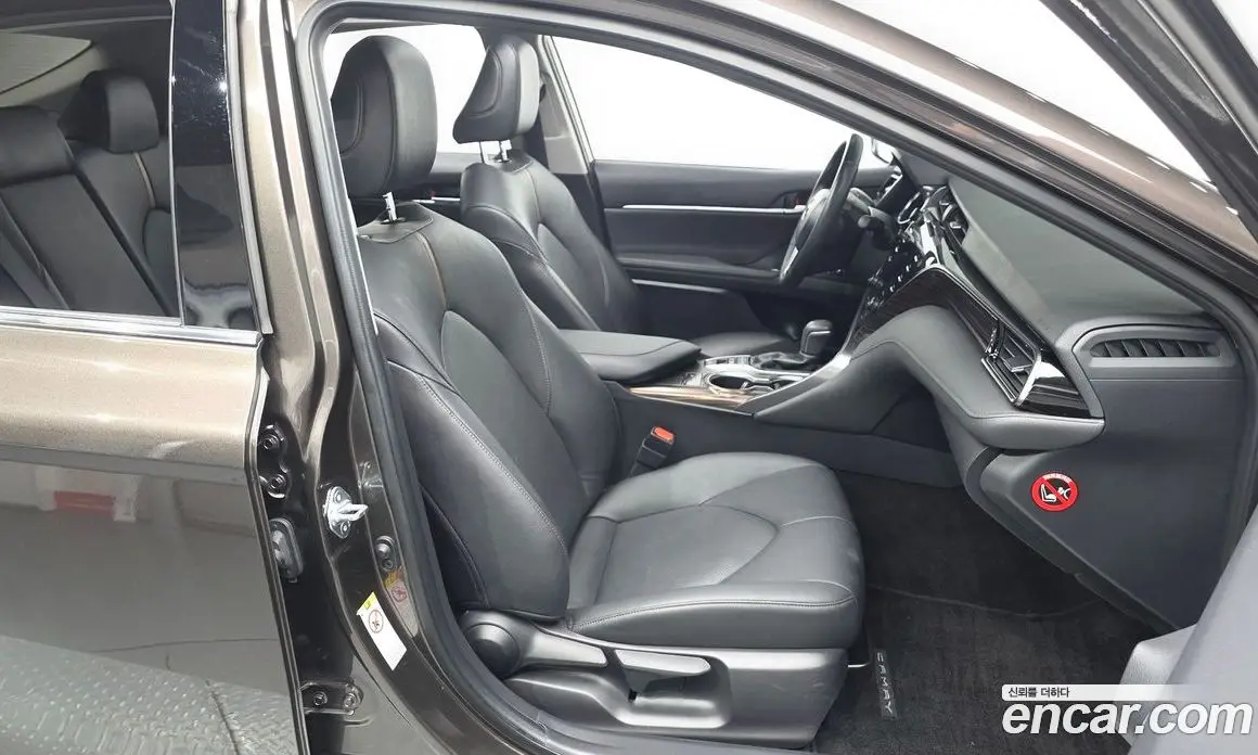 Toyota Camry 2018 2.5 автомат (гидро), фото 16 Toyota Camry 2018 2.5 автомат (гидро), фото 16