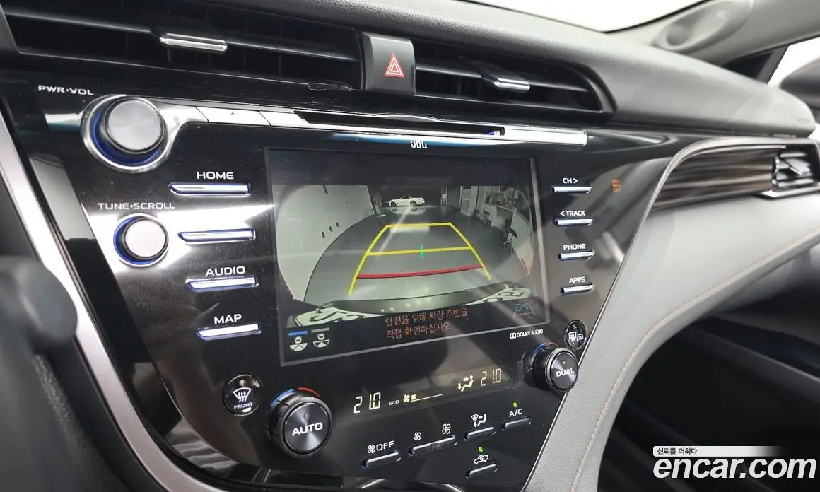 Toyota Camry 2018 2.5 автомат (гидро), фото 20 Toyota Camry 2018 2.5 автомат (гидро), фото 20