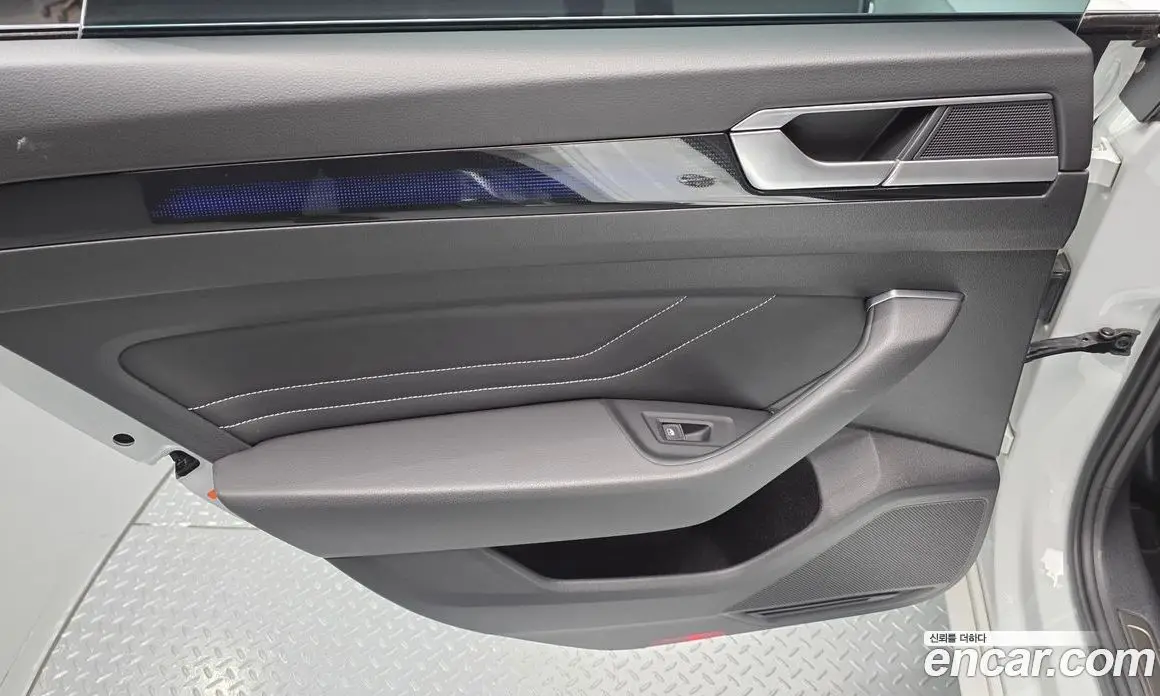 Volkswagen Arteon 2022 2.0 автомат (гидро), фото 14 Volkswagen Arteon 2022 2.0 автомат (гидро), фото 14