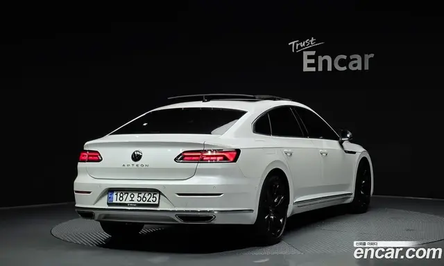 Volkswagen Arteon 2023 2.0 автомат (гидро), миниатюра 2 Volkswagen Arteon 2023 2.0 автомат (гидро), миниатюра 2