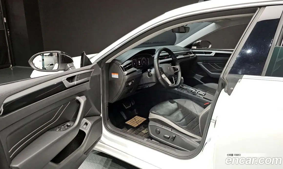 Volkswagen Arteon 2023 2.0 автомат (гидро), фото 13 Volkswagen Arteon 2023 2.0 автомат (гидро), фото 13