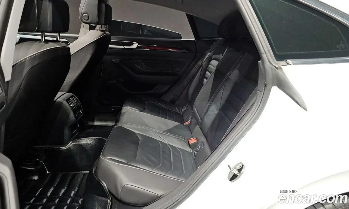 Volkswagen Arteon 2023 2.0 автомат (гидро), фото 16 Volkswagen Arteon 2023 2.0 автомат (гидро), фото 16