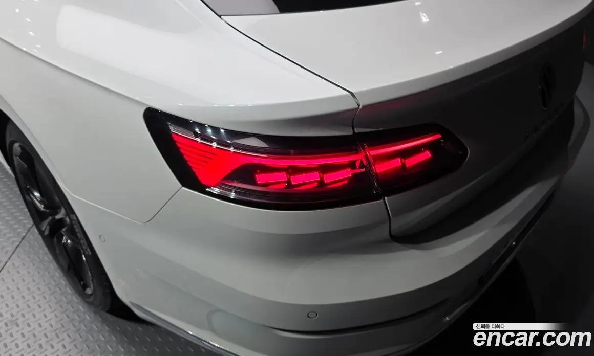 Volkswagen Arteon 2023 2.0 автомат (гидро), фото 9 Volkswagen Arteon 2023 2.0 автомат (гидро), фото 9