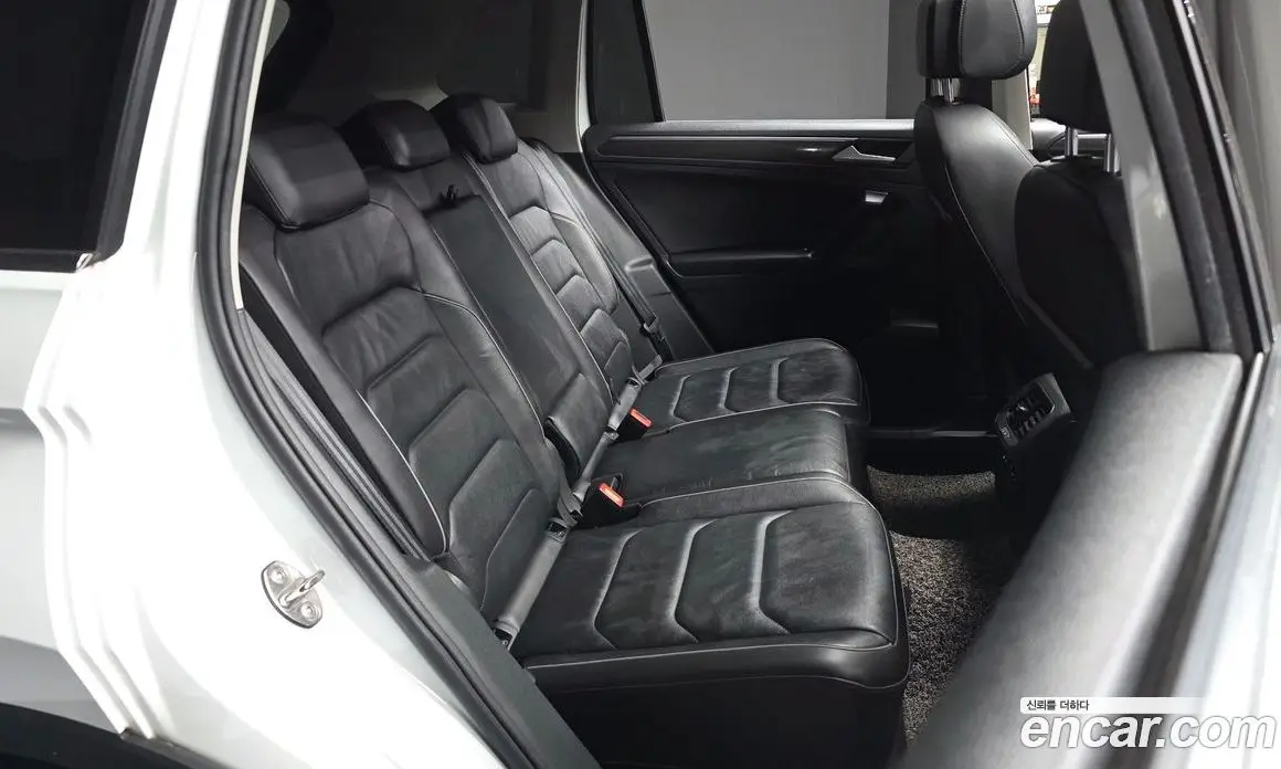Volkswagen Tiguan 2020 2.0 автомат (гидро), фото 17