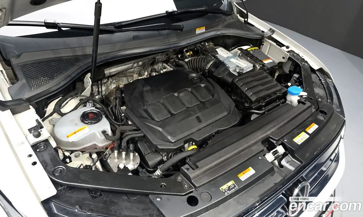 Volkswagen Tiguan 2021 2.0 автомат (гидро), фото 6 Volkswagen Tiguan 2021 2.0 автомат (гидро), фото 6