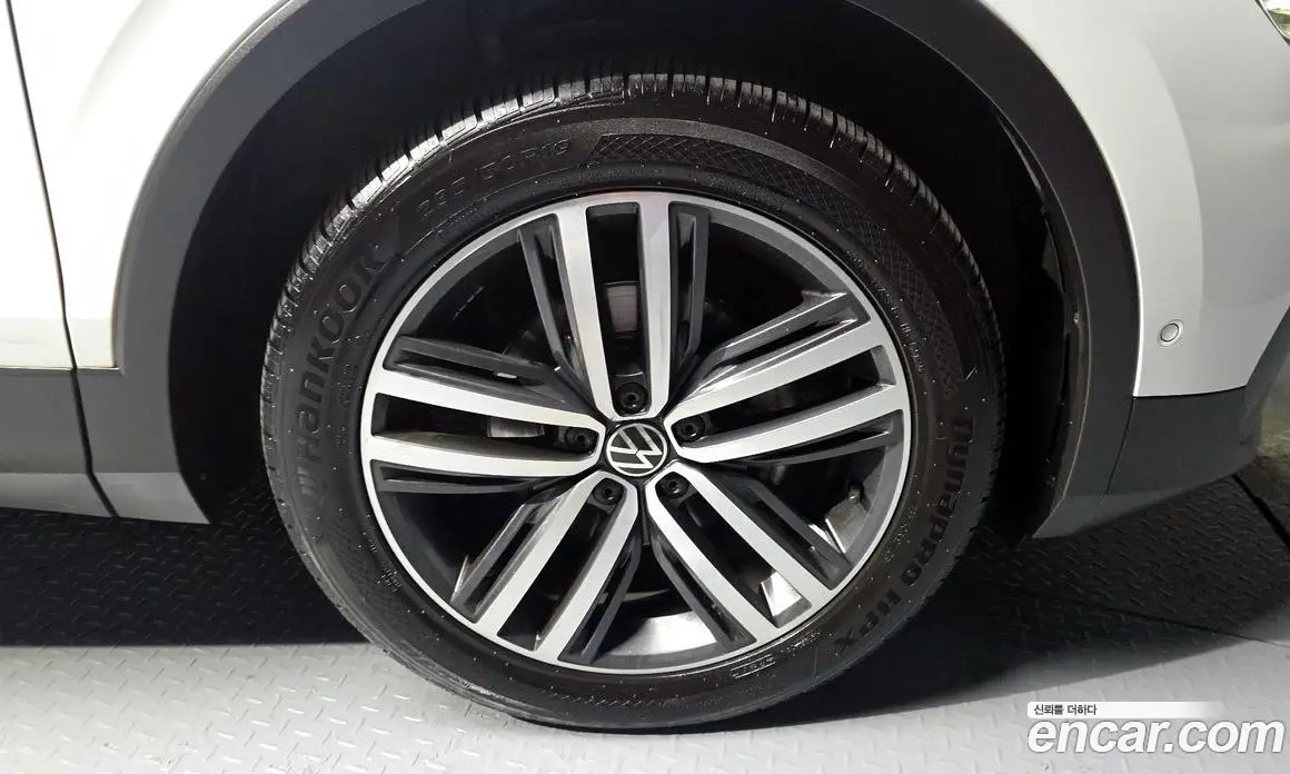 Volkswagen Tiguan 2021 2.0 автомат (гидро), фото 7 Volkswagen Tiguan 2021 2.0 автомат (гидро), фото 7