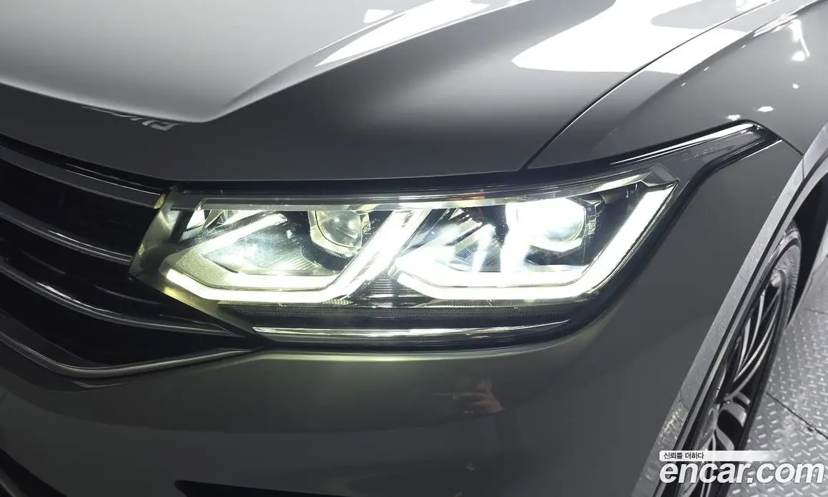 Volkswagen Tiguan 2021 2.0 автомат (гидро), фото 8 Volkswagen Tiguan 2021 2.0 автомат (гидро), фото 8