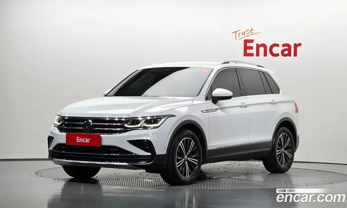 Volkswagen Tiguan 2023 2.0 автомат (гидро), фото 1 Volkswagen Tiguan 2023 2.0 автомат (гидро), фото 1