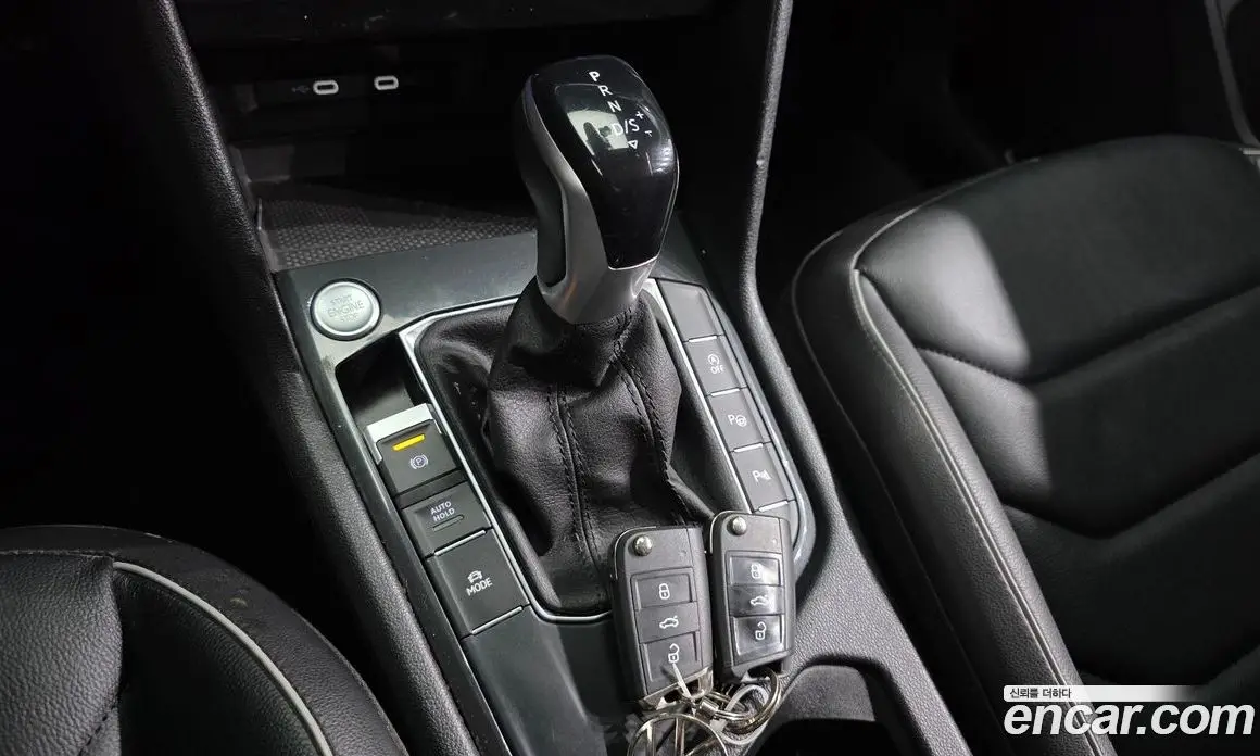 Volkswagen Tiguan 2023 2.0 автомат (гидро), фото 12 Volkswagen Tiguan 2023 2.0 автомат (гидро), фото 12
