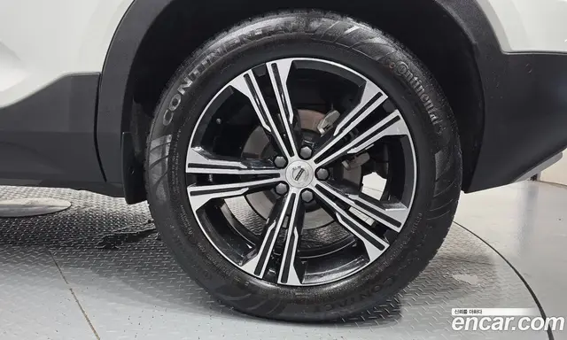 Volvo XC40 2021 2.0 автомат (гидро), миниатюра 7 Volvo XC40 2021 2.0 автомат (гидро), миниатюра 7