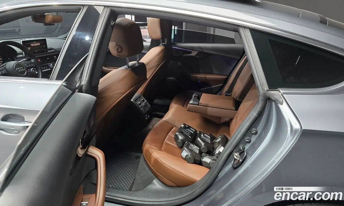 Audi A5 2019 2.0 автомат (гидро), фото 12 Audi A5 2019 2.0 автомат (гидро), фото 12