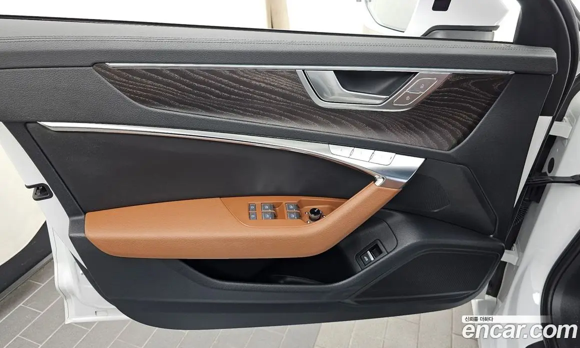 Audi A6 2023 2.0 автомат (гидро), фото 14