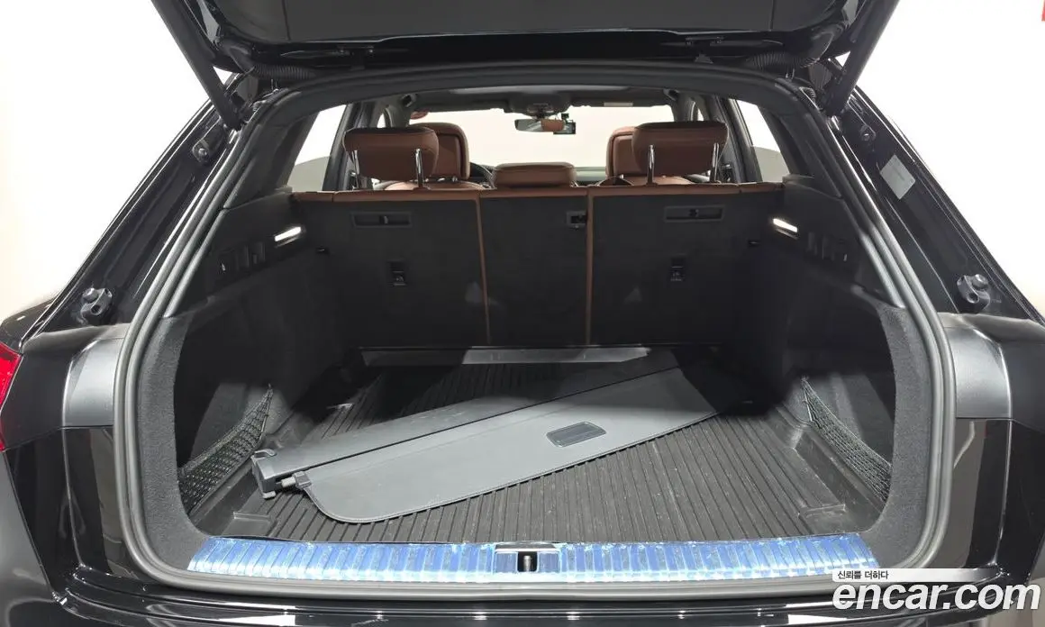 Audi e-tron 2021 0.2 автомат (гидро), фото 19 Audi e-tron 2021 0.2 автомат (гидро), фото 19