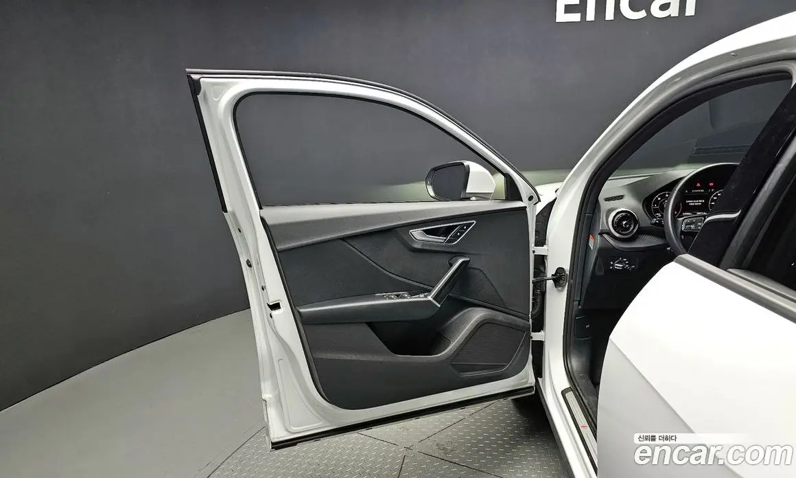 Audi Q2 2023 2.0 автомат (гидро), фото 14 Audi Q2 2023 2.0 автомат (гидро), фото 14