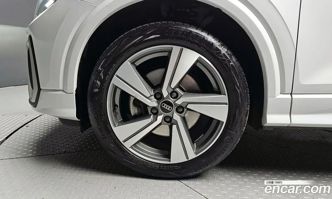 Audi Q2 2023 2.0 автомат (гидро), фото 5 Audi Q2 2023 2.0 автомат (гидро), фото 5