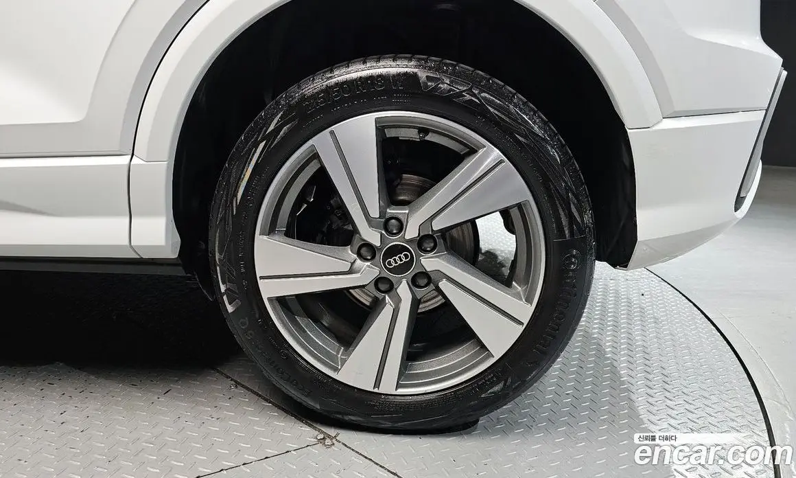 Audi Q2 2023 2.0 автомат (гидро), фото 7 Audi Q2 2023 2.0 автомат (гидро), фото 7