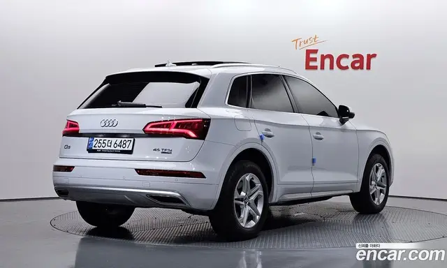 Audi Q5 2020 2.0 автомат (гидро), миниатюра 2