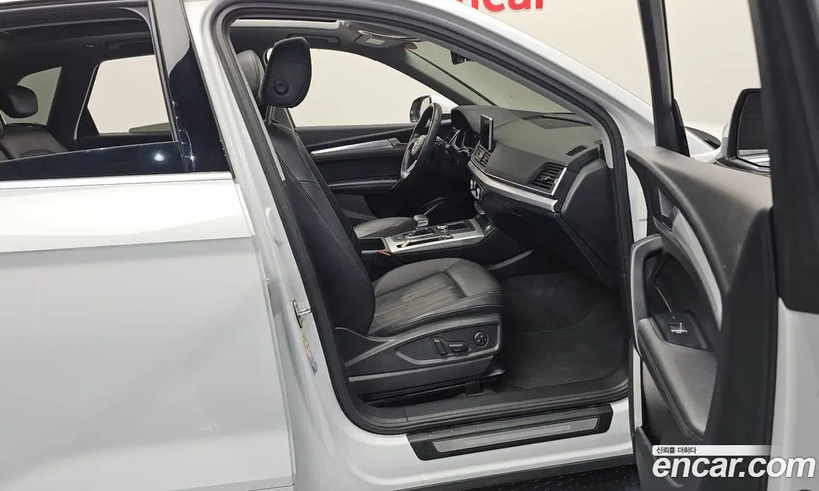 Audi Q5 2020 2.0 автомат (гидро), фото 16
