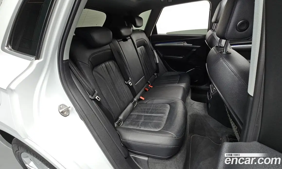 Audi Q5 2020 2.0 автомат (гидро), фото 17