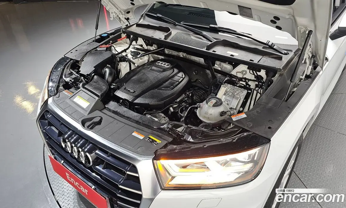 Audi Q5 2020 2.0 автомат (гидро), фото 6