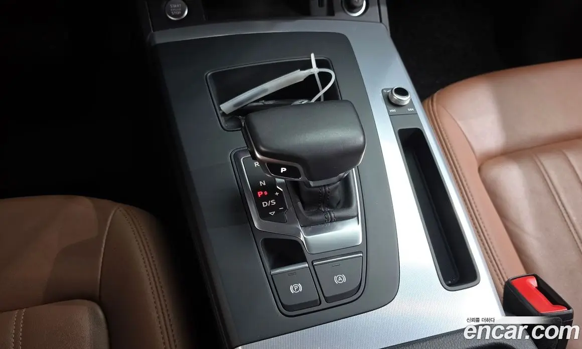 Audi Q5 2021 2.0 автомат (гидро), фото 12 Audi Q5 2021 2.0 автомат (гидро), фото 12