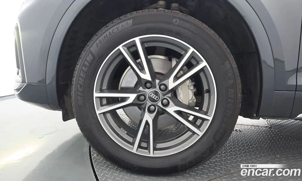 Audi Q5 2021 2.0 автомат (гидро), фото 5 Audi Q5 2021 2.0 автомат (гидро), фото 5