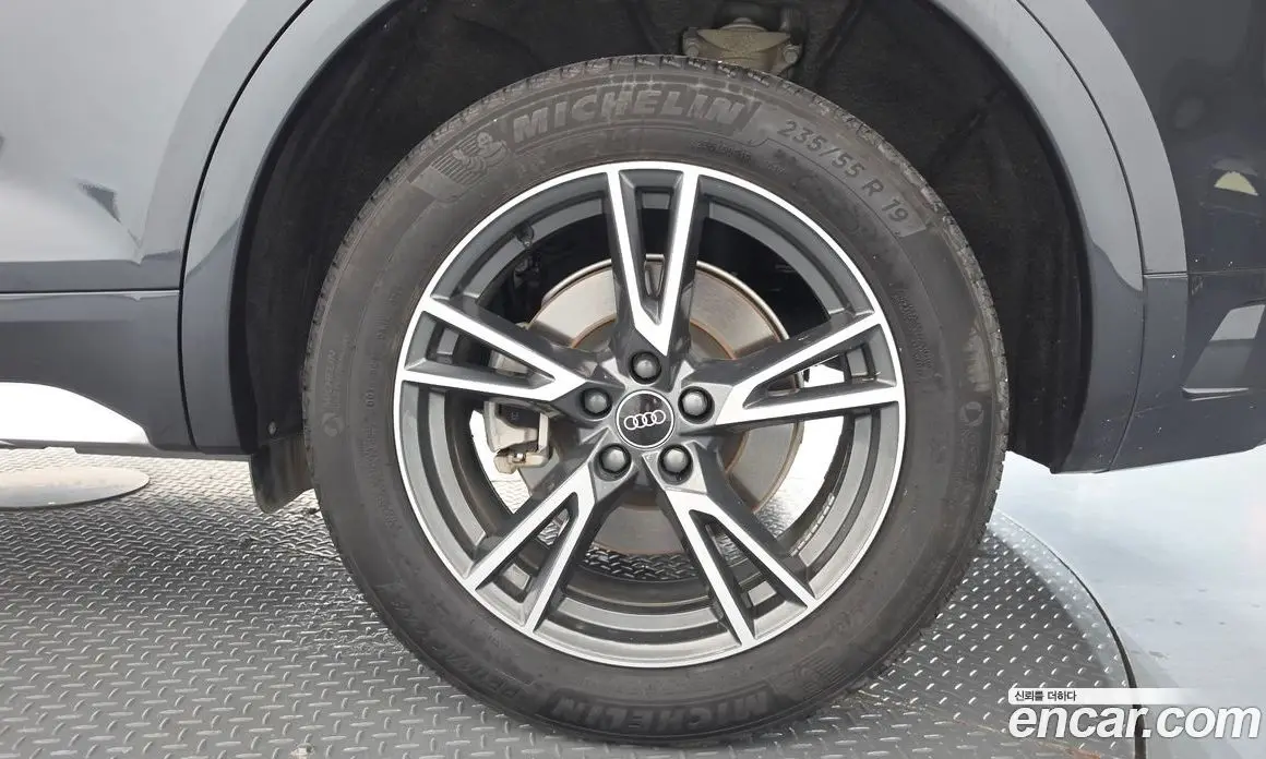 Audi Q5 2021 2.0 автомат (гидро), фото 7 Audi Q5 2021 2.0 автомат (гидро), фото 7