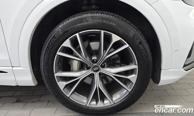 Audi Q8 2022 3.0 автомат (гидро), миниатюра 7