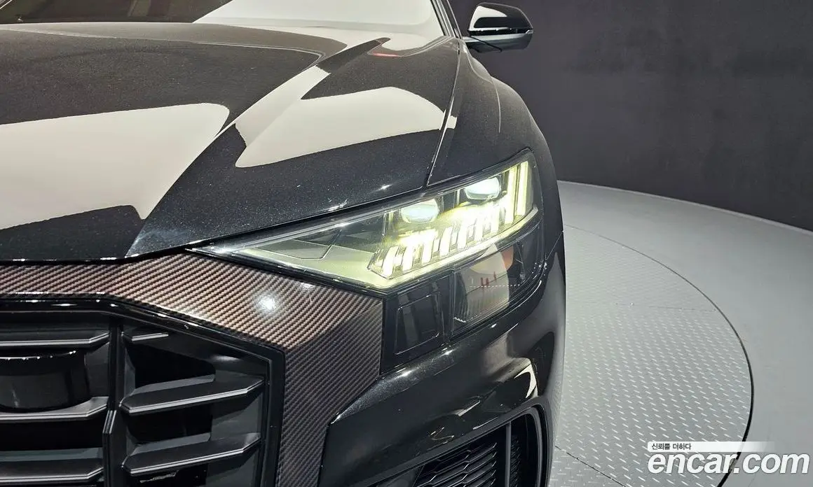 Audi Q8 2023 3.0 автомат (гидро), фото 8