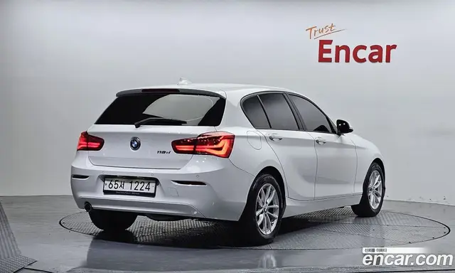 BMW 1 серия 2019 2.0 автомат (гидро), миниатюра 2 BMW 1 серия 2019 2.0 автомат (гидро), миниатюра 2