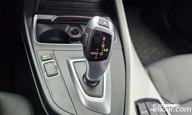BMW 1 серия 2019 2.0 автомат (гидро), миниатюра 12