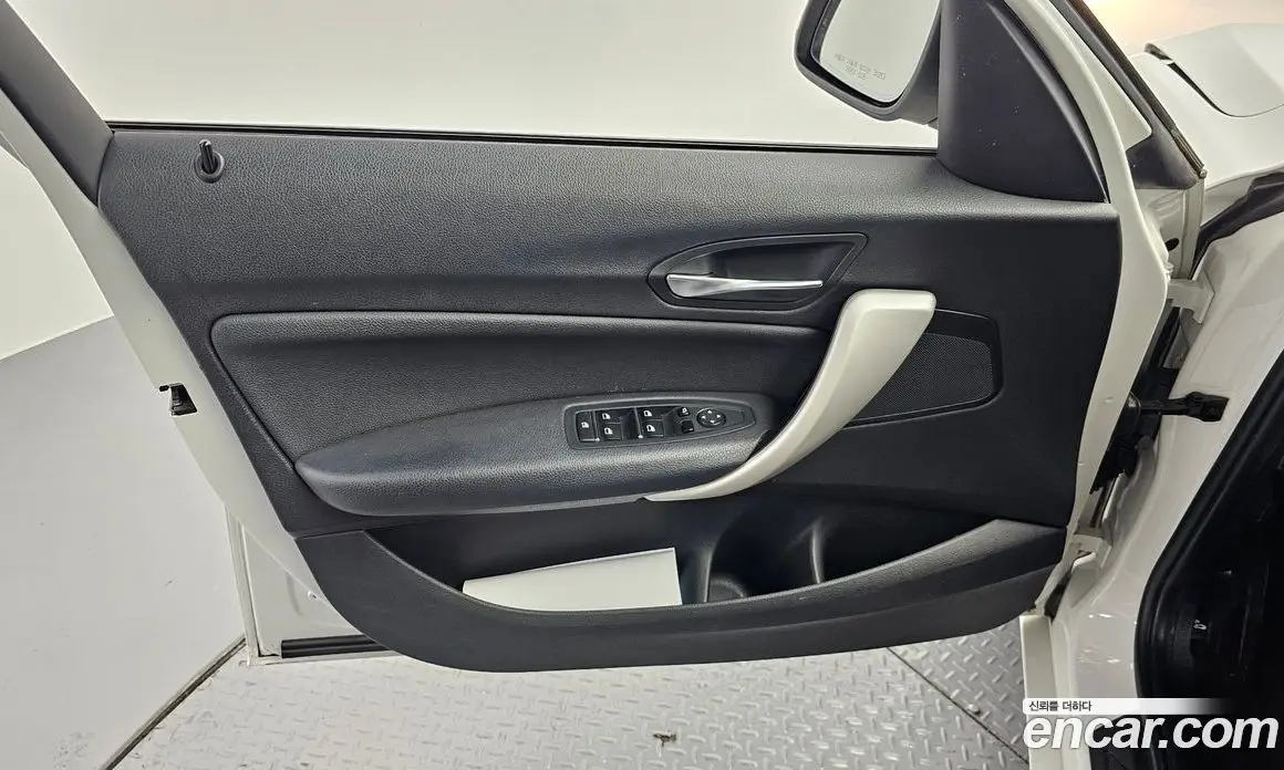 BMW 1 серия 2019 2.0 автомат (гидро), фото 14 BMW 1 серия 2019 2.0 автомат (гидро), фото 14