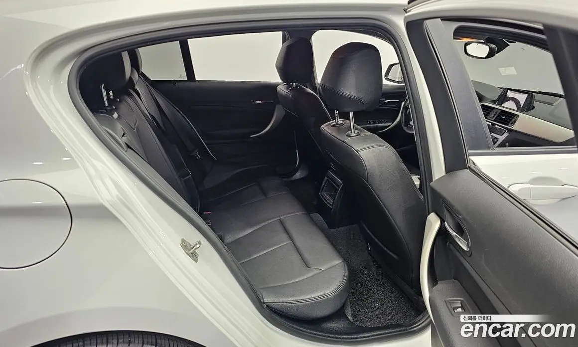 BMW 1 серия 2019 2.0 автомат (гидро), фото 18 BMW 1 серия 2019 2.0 автомат (гидро), фото 18