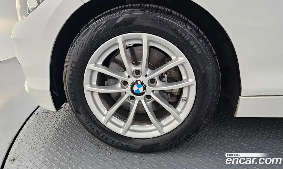 BMW 1 серия 2019 2.0 автомат (гидро), фото 5 BMW 1 серия 2019 2.0 автомат (гидро), фото 5