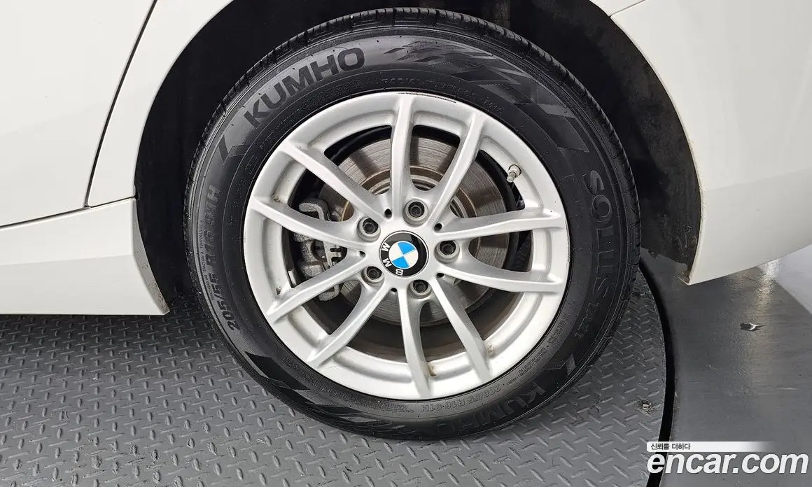 BMW 1 серия 2019 2.0 автомат (гидро), фото 7 BMW 1 серия 2019 2.0 автомат (гидро), фото 7