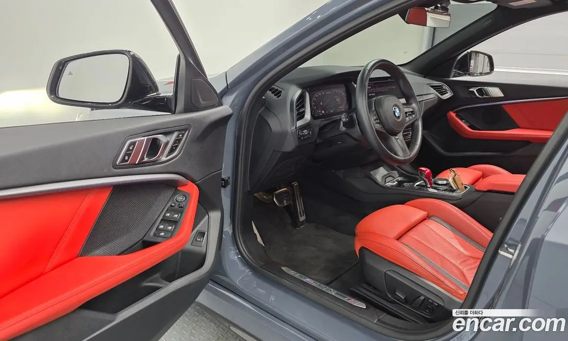 BMW 1 серия 2021 2.0 автомат (гидро), фото 12