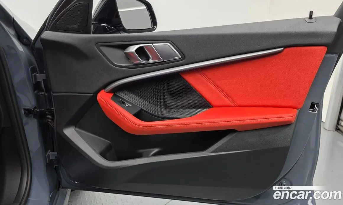 BMW 1 серия 2021 2.0 автомат (гидро), фото 13