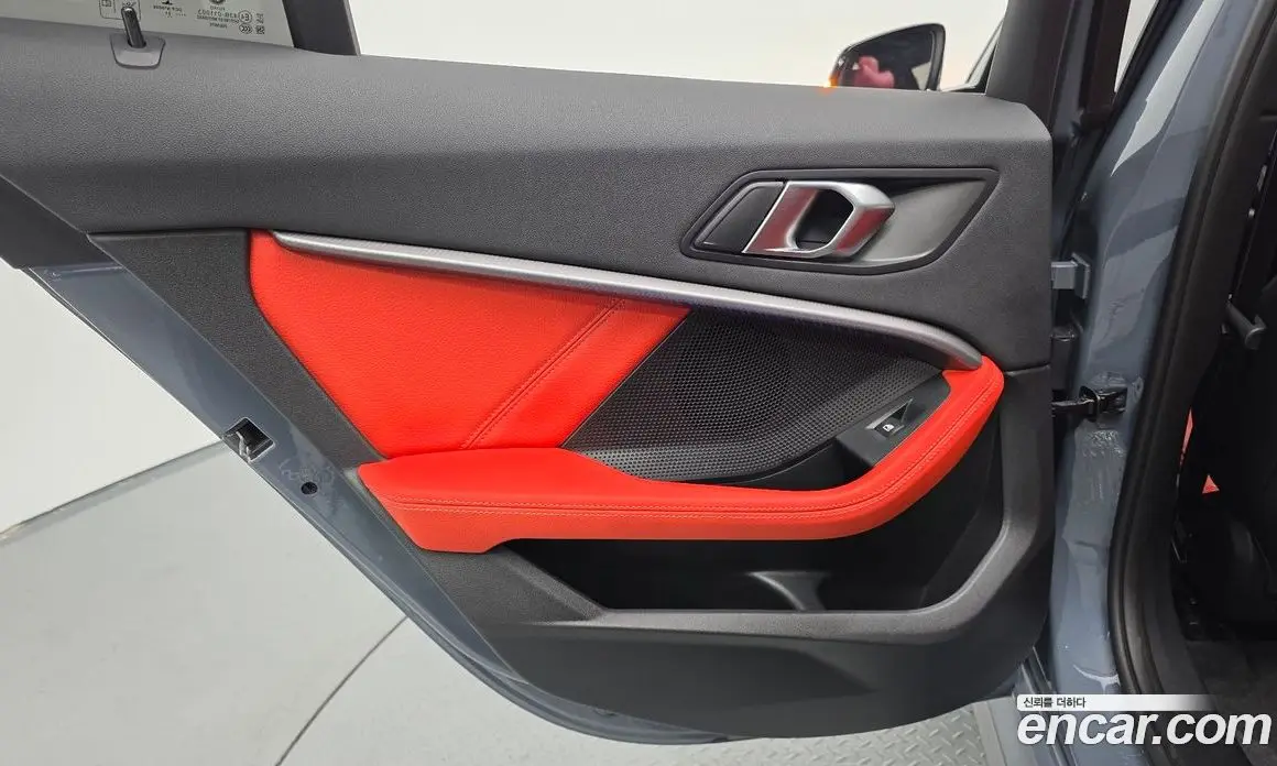 BMW 1 серия 2021 2.0 автомат (гидро), фото 14