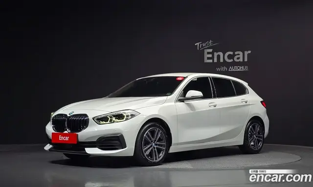 BMW 1 серия, 2022, 14 687 км