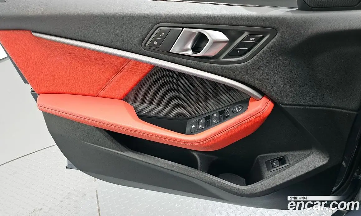 BMW 1 серия 2023 2.0 автомат (гидро), фото 14