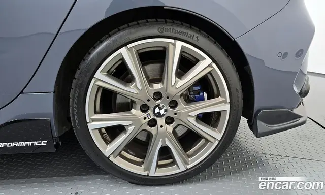 BMW 1 серия 2023 2.0 автомат (гидро), миниатюра 7