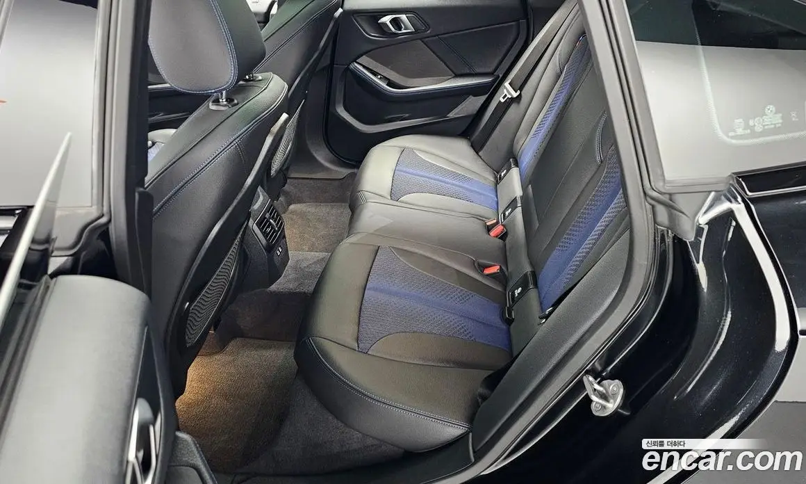 BMW 2 серия 2024 2.0 автомат (гидро), фото 17