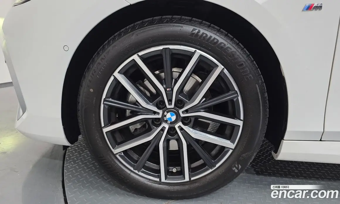 BMW 2 серия 2025 2.0 автомат (гидро), фото 5