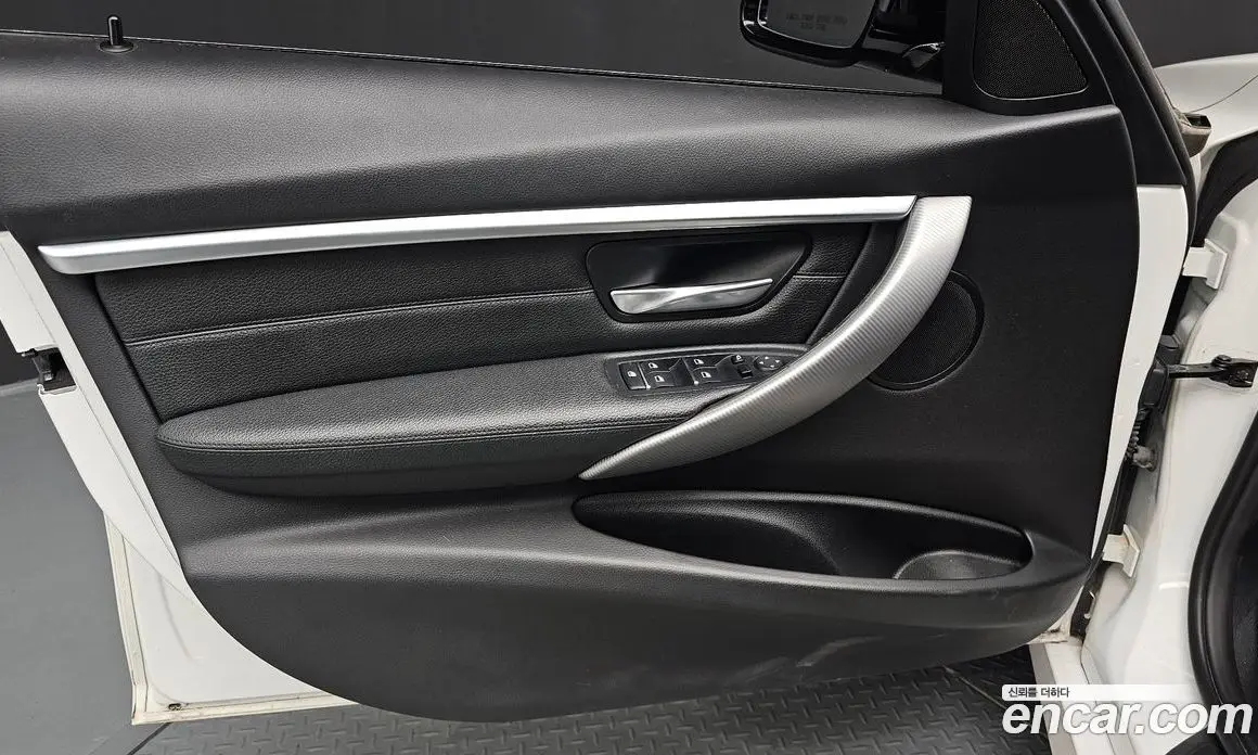 BMW 3 серия 2018 2.0 автомат (гидро), фото 14 BMW 3 серия 2018 2.0 автомат (гидро), фото 14